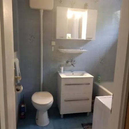 Lile Трстеник