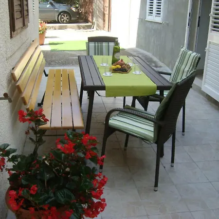 Apartment Lile Trstenik (Dubrovnik-Neretva)